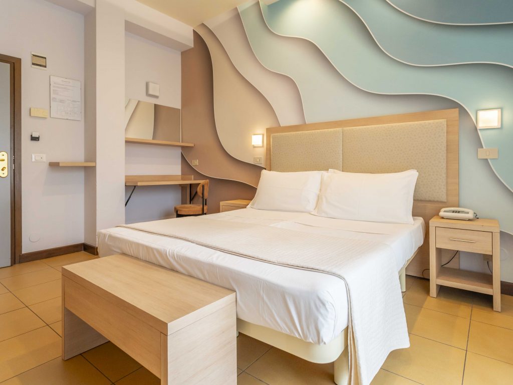 Immagine - "Matrimoniali, Triple e Quadruple"